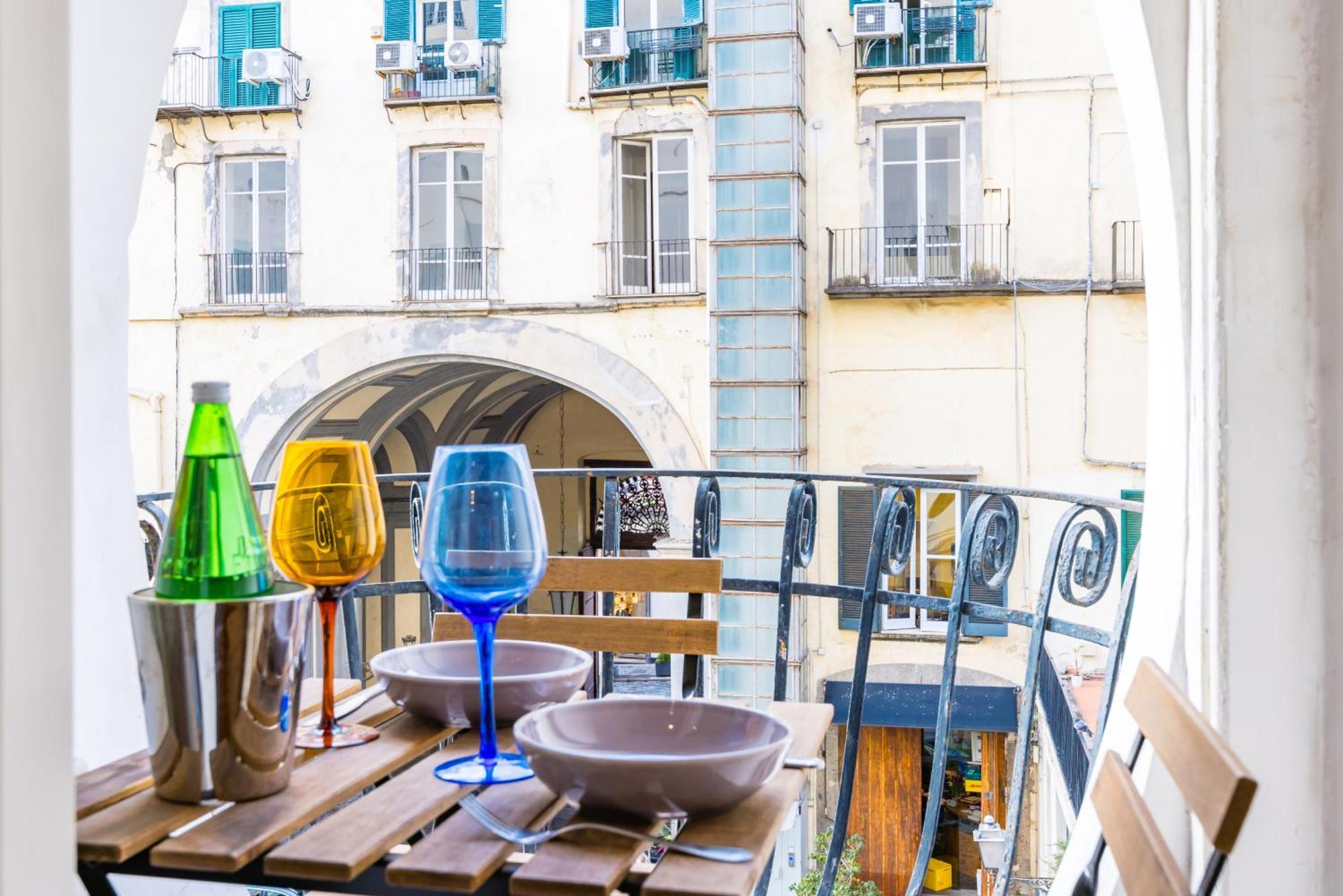 Direlo - Dependance Naples